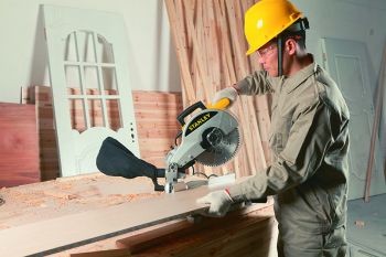 Пила торцовочная STANLEY STSM1510 - Фото №2