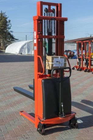 Штабелер полуэлектрический LEISTUNGLIFT S 1530 - Фото №2