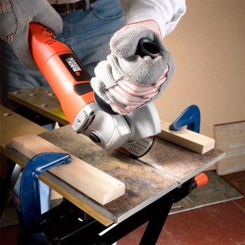 Угловая шлифмашина-болгарка BLACK+DECKER KG1202K - Фото №2