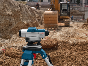 Оптический нивелир BOSCH GOL 32D (0601068500) - Фото №2