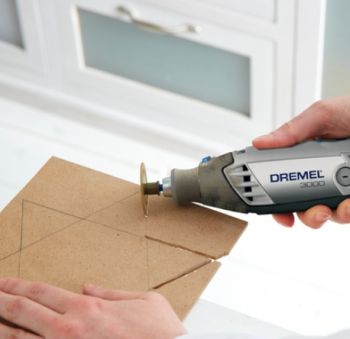 Многофункциональный инструмент BOSCH Dremel 3000 S Xmas2017 (F0133000ND) - Фото №3