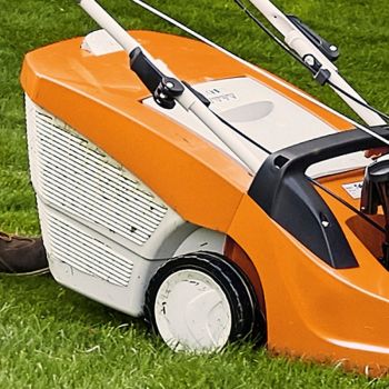 Газонокосилка бензиновая самоходная STIHL RM 448 ТC (63580113421) - Фото №3