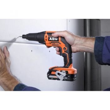 Аккумуляторный шуруповерт для гипсокартона AEG BTS18BL-0 (каркас) (4935459620) - Фото №3