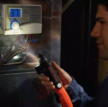 Отвертка аккумуляторная Black&Decker 3.6 В Li-Ion (BDCSFL20C) - Фото №6