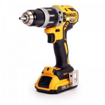 Набор из трех инструментов аккумуляторных бесщеточных DeWALT 18 В XR Li-lon, 5 Ач (DCK384P2T) - Фото №2