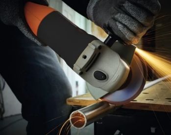 Шлифмашинка угловая сетевая Black+Decker 1,2 кВт (KG1202) - Фото №2