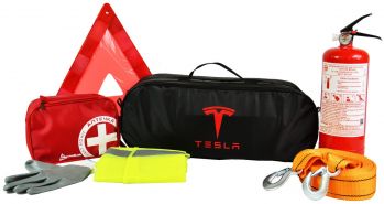 Сумка-набір автомобіліста Poputchik Tesla кросовер (01-116-К) - Фото №1