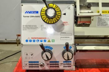 Токарно-винторезный станок FDB Maschinen Turner 250x500G (827761) - Фото №2