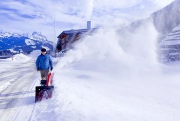 Снегоуборщик бензиновый AL-KO SnowLine 560 II (112933) - Фото №3