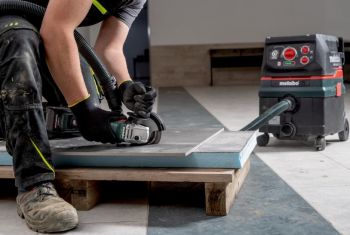 Болгарка акумуляторна Metabo W 18 L 9-125 Quick (602249650) - Фото №2