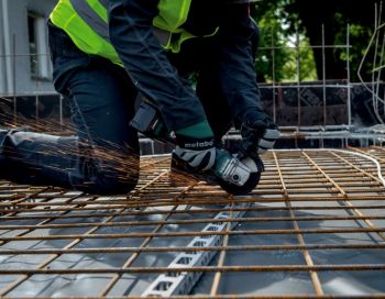 Болгарка аккумуляторная Metabo W 18 L BL 9-125 Каркас (602374860) - Фото №4