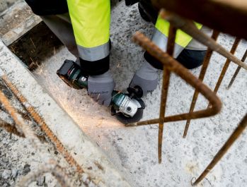 Болгарка аккумуляторная Metabo W 18 L 9-125 Quick Каркас (602249840) - Фото №6