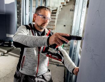 Шуруповерт для гипсокартона аккумуляторный Metabo TBS 18 LTX BL 5000 Каркас (620063840) - Фото №3