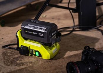 Инвертор напряжения аккумуляторный Ryobi RY36BI300A-0 Каркас (5133004893) - Фото №2