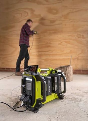 Инвертор напряжения аккумуляторный Ryobi RY36BI1800A-0 (5133004942) - Фото №4