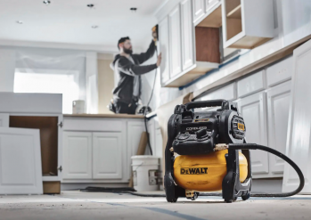 Компрессор воздушный аккумуляторный Каркас DeWALT DCC1018N - Фото №3