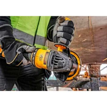 Шлифмашина угловая аккумуляторная DeWALT DCG418T2 - Фото №4