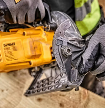 Пила дисковая аккумуляторная Каркас DeWALT DCS577N - Фото №3