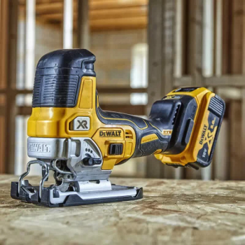Пила лобзиковая аккумуляторная DeWALT DCS335NT - Фото №6