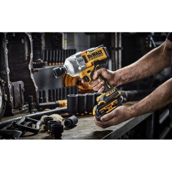 Гайковерт ударный аккумуляторный DeWALT DCF961H2T - Фото №4