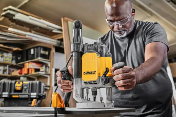 Фрезер сетевой DeWALT DWE625KT - Фото №6