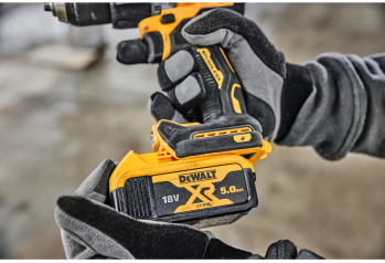 Дрель-шуруповёрт аккумуляторная бесщёточная ударная DeWALT DCD805P2T - Фото №4