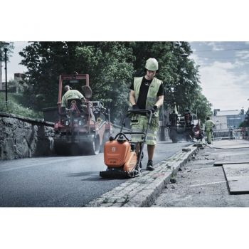 Виброплита бензиновая Husqvarna LF 80 L (9678550-01) - Фото №4