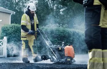 Виброплита бензиновая Husqvarna LF 100 LAT (9678551-02) - Фото №5