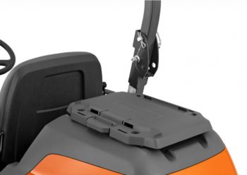 Крепление ящика Husqvarna Battery Box к райдерам R 400/P 524 серий (5470413-01) - Фото №2