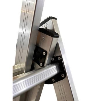 Драбина алюмінієва трисекційна GTM KME306 3x6 сходинок 1.64-3.26 м (39942) - Фото №4