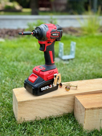 Бесщеточный ударный дрель-шуруповерт YATO YT-82798 - Фото №6