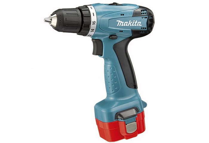 Шуруповерт MAKITA 6261DWE